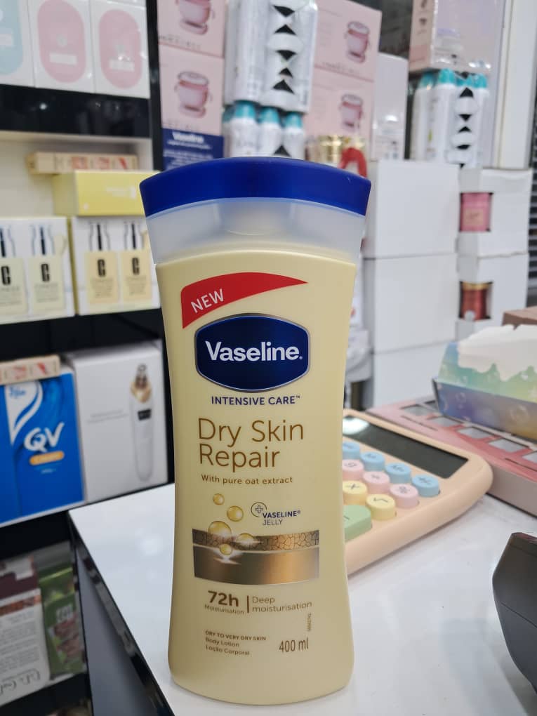 لوسیون بدن وازلین مدل Dry Skin Repair حجم 400 میلی لیتر ‌