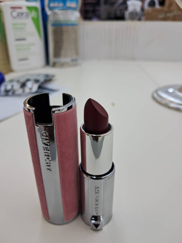 رژ لب لوکس ژیونشی (Givenchy)