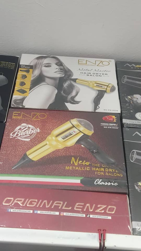 سشوار حرفهای آرایشگاهی انزو (ENZO) مدل EN-8228 با موتور متالیک ۱۹۰۰۰ دور در دقیقه(اورجینال)
