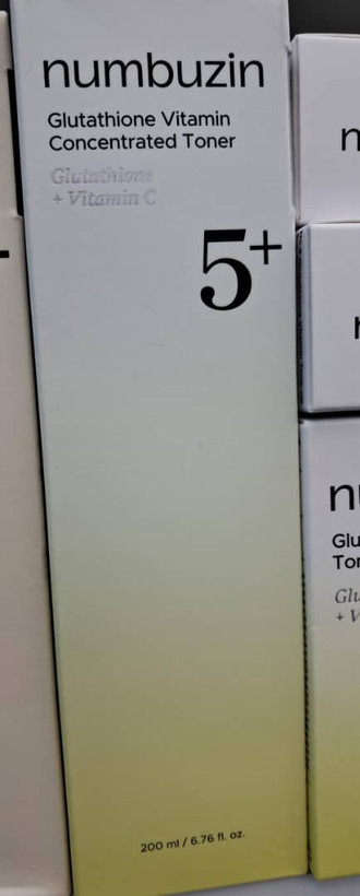 تونر غلیظ روشنکننده نامبوزین شماره ۵ - حاوی گلوتاتیون و ویتامین C numbuzin No.5+ Glutathione Vitamin Concentrated Toner