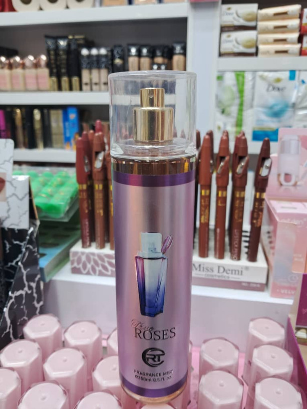 بادی اسپلش زنانه آر تی (RT) مدل True Roses حجم ۲۵۰ میلیلیتر