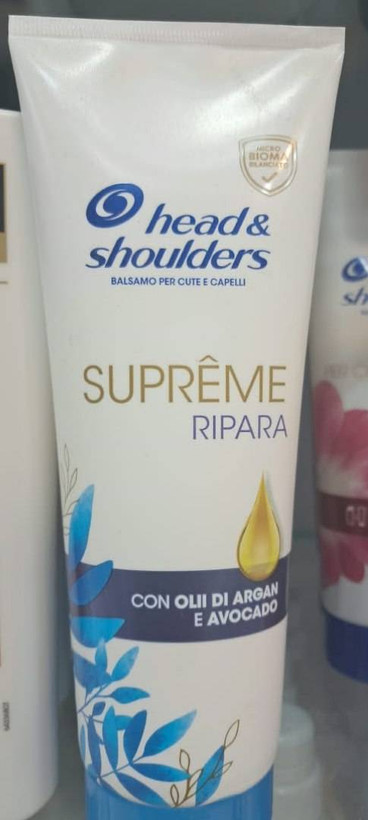 نرم کننده سر هد اند شولدرز مدل Supreme Ripara حاوی روغن آرگان و آووکادو سفید