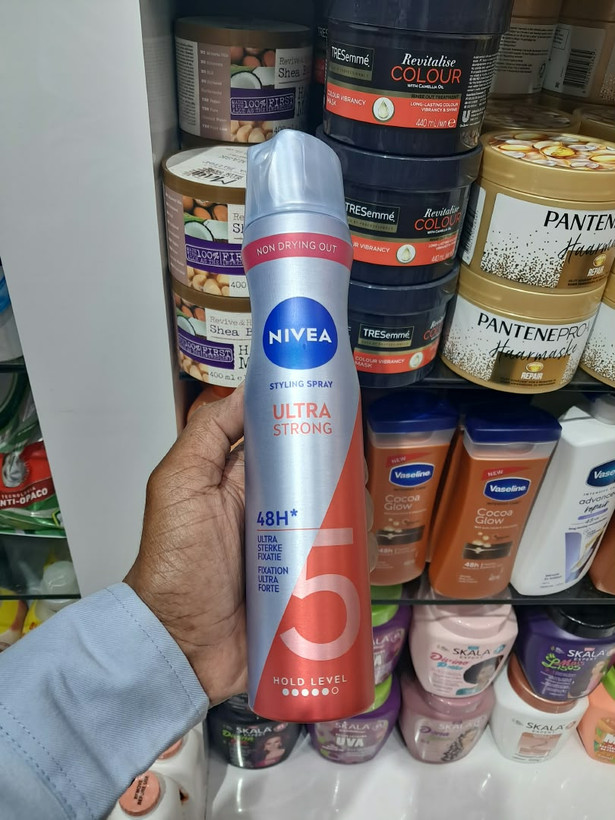موس مو نیوآ مدل Ultra Strong با حفظ حالت 48 ساعته (قدرت 5) حجم 150 میلیلیتر