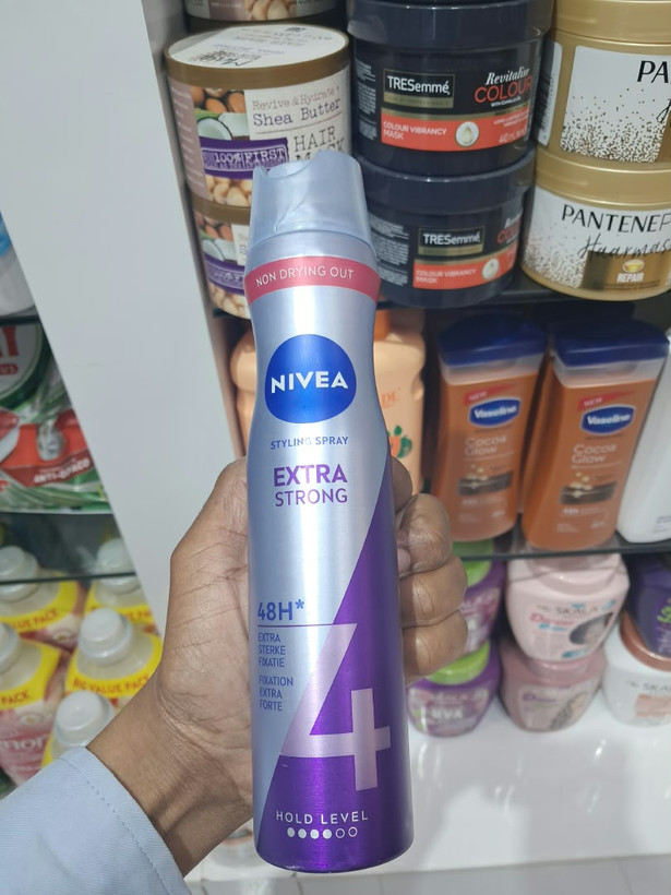 موس مو نیوآ مدل Extra Strong با حفظ حالت 48 ساعته (قدرت 4) حجم 150 میلیلیتر