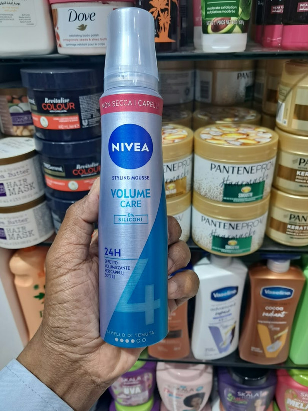 موس مو نیوآ مدل Volume Care با حفظ حالت ۲۴ ساعته (قدرت ۴) حجم ۱۵۰ میلیلیتر