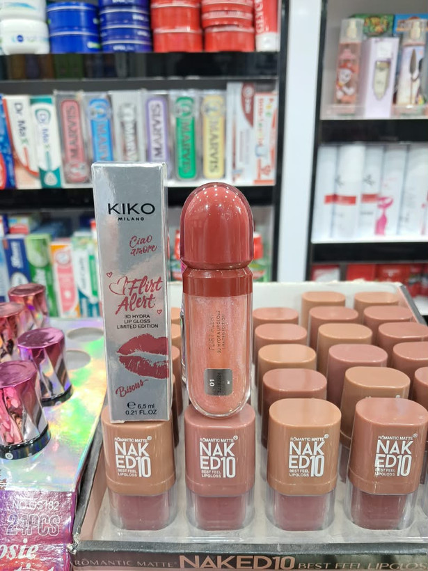 گلاس لب کیکو میلانو مدل Flirt Alert 3D Hydra Lip Gloss شید 02 نسخه محدود حجم 6.5 میلیلیتر مناسب براقیت و آبرسانی لب 