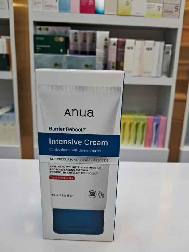 کرم ترمیمکننده فشرده آنوا مدل Barrier Reboot Intensive Cream حجم 100 میلیلیتر مناسب پوستهای خشک و حساس با فناوری Airysilk 