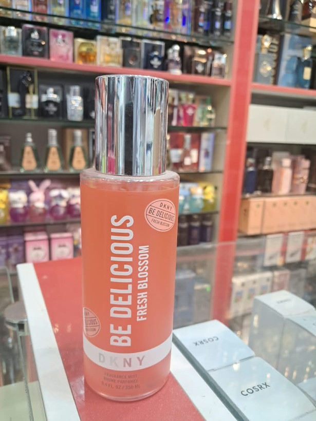 اسپری معطر بدن دیکیانوای مدل Be Delicious Fresh Blossom حجم 250 میلیلیتر
