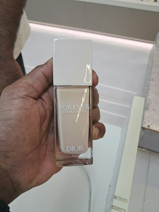 کرمپودر دیور مدل Forever Natural Nude آبرسان با پوشش طبیعی زنانه رنگ 0N حجم 30 میلیلیتر
