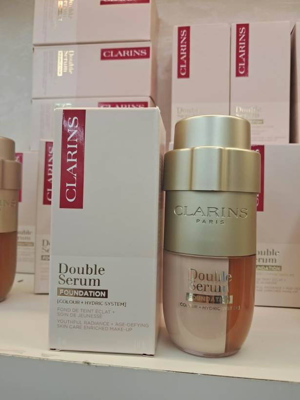 کرم پودر کلارنس مدل Double Serum Foundation
